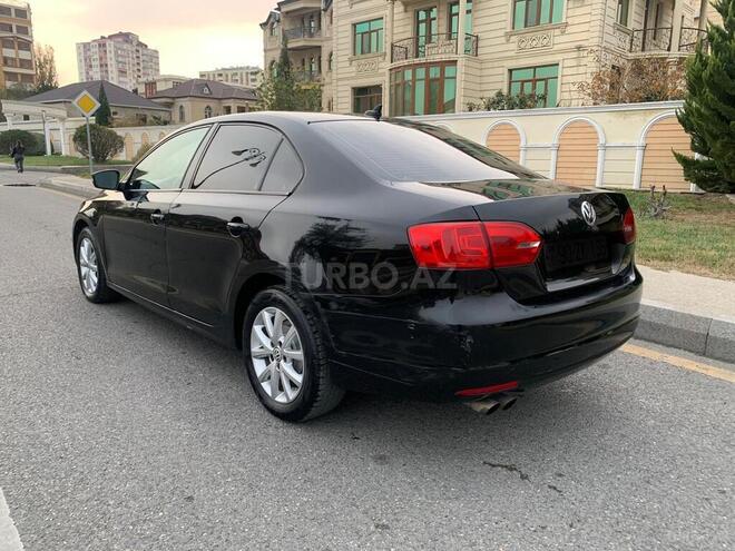Volkswagen Jetta 2010, 235,000 km - 2.5 л - Bakı
