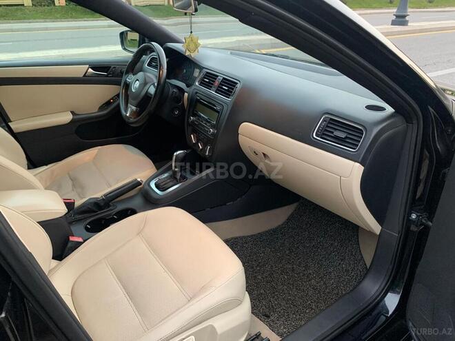 Volkswagen Jetta 2010, 235,000 km - 2.5 л - Bakı