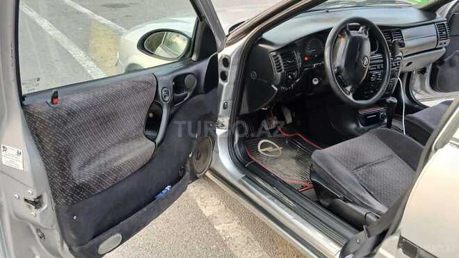 Opel Vectra 1998, 373,800 km - 2.0 l - Sumqayıt