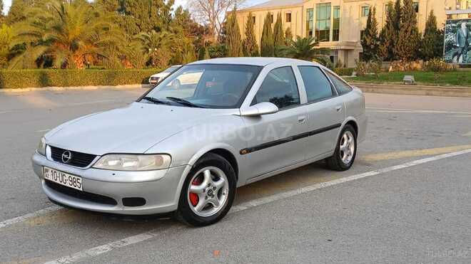 Opel Vectra 1998, 373,800 km - 2.0 l - Sumqayıt
