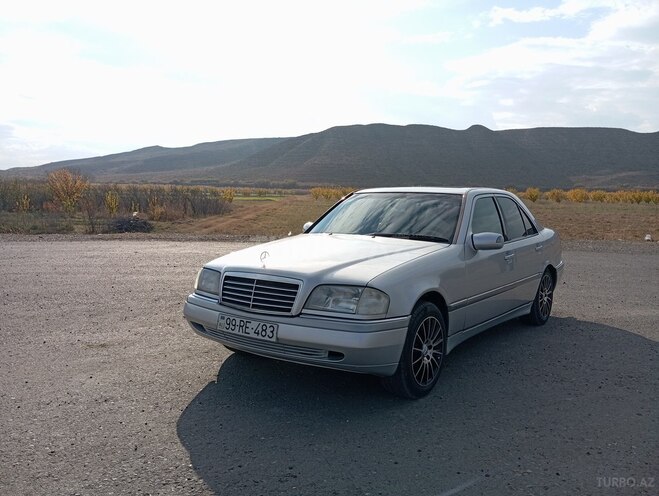 Mercedes C 180 1995, 215,648 km - 1.8 l - Qazax