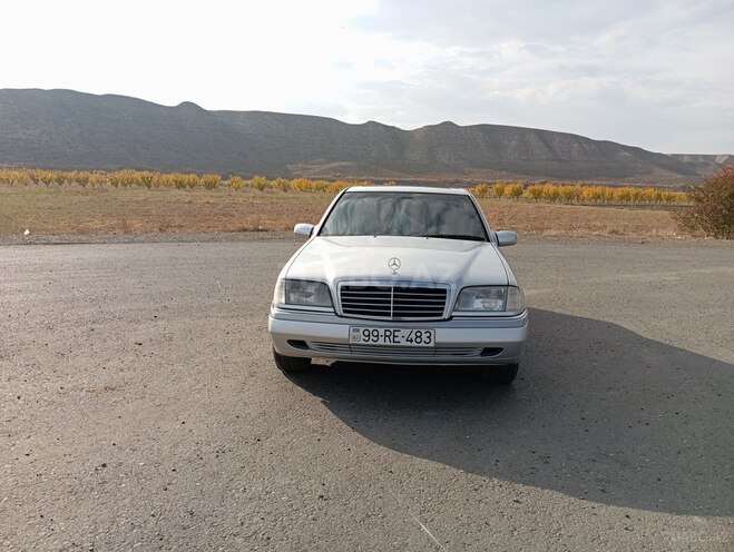 Mercedes C 180 1995, 215,648 km - 1.8 l - Qazax