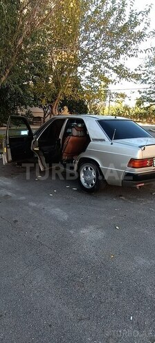 Mercedes 190 1991, 214,800 km - 2.0 l - Goranboy