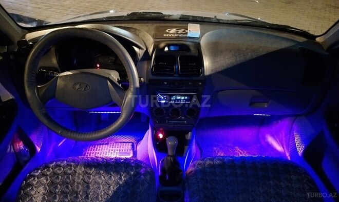 Hyundai Accent 2005, 400,000 km - 1.5 l - Şirvan