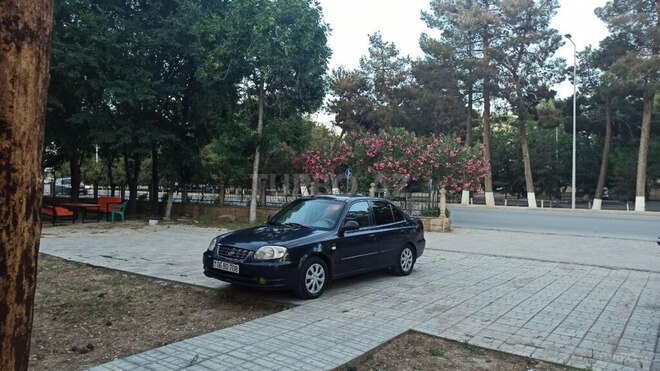 Hyundai Accent 2005, 400,000 km - 1.5 l - Şirvan