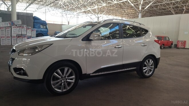 Hyundai ix35 2013, 235,000 km - 2.4 l - Gəncə