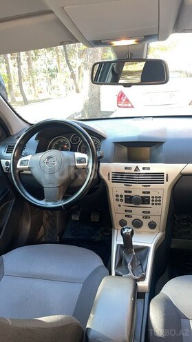 Opel Astra 2009, 309,000 km - 1.3 l - Gəncə
