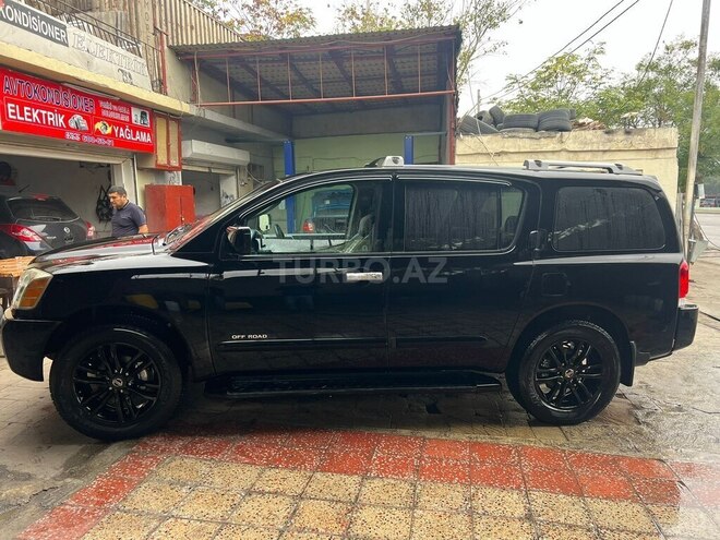 Nissan Armada 2004, 104,000 km - 5.6 l - Bakı
