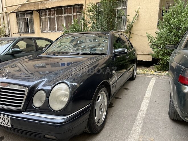 Mercedes E 230 1996, 380,000 km - 2.3 l - Şəki