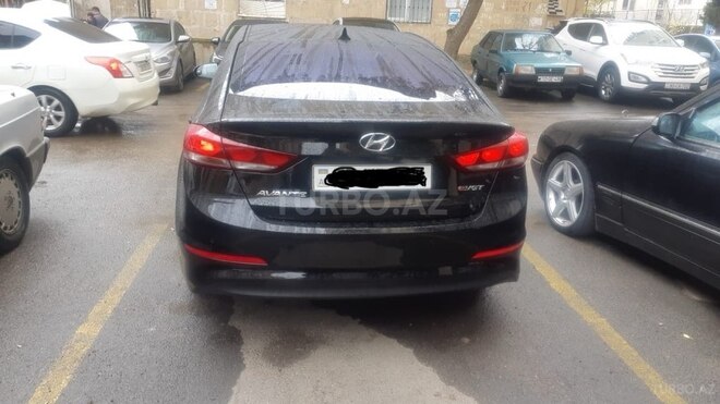 Hyundai Avante 2017, 235,000 km - 1.6 l - Bakı