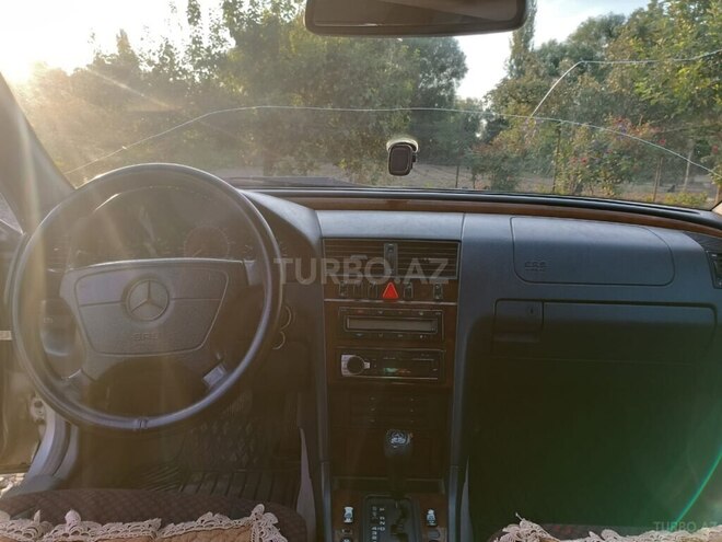 Mercedes C 230 1997, 320,000 km - 2.3 l - Zərdab