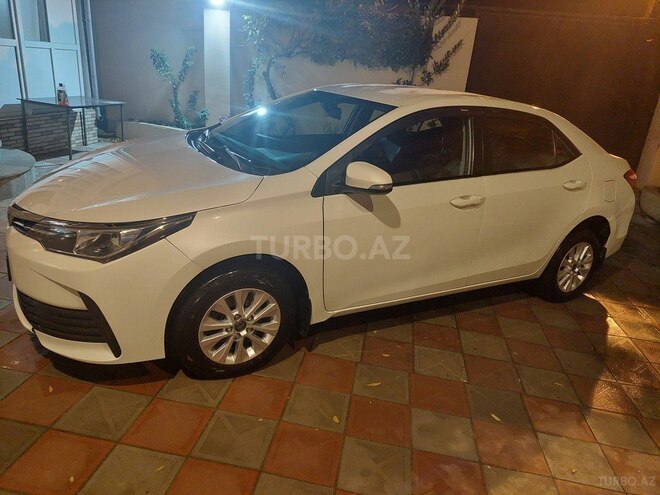 Toyota Corolla 2018, 70,900 km - 1.6 l - Bakı