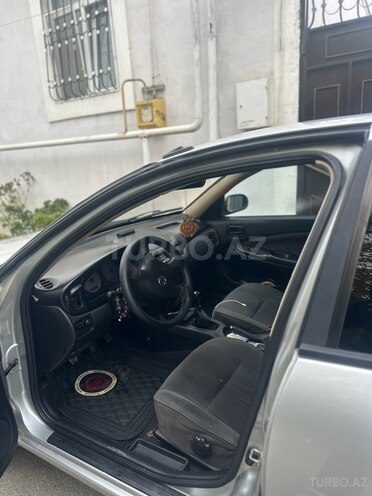 Nissan Sunny 2005, 370,000 km - 1.3 l - Bakı