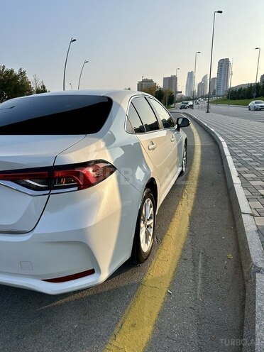 Toyota Corolla 2021, 88,000 km - 1.6 l - Bakı
