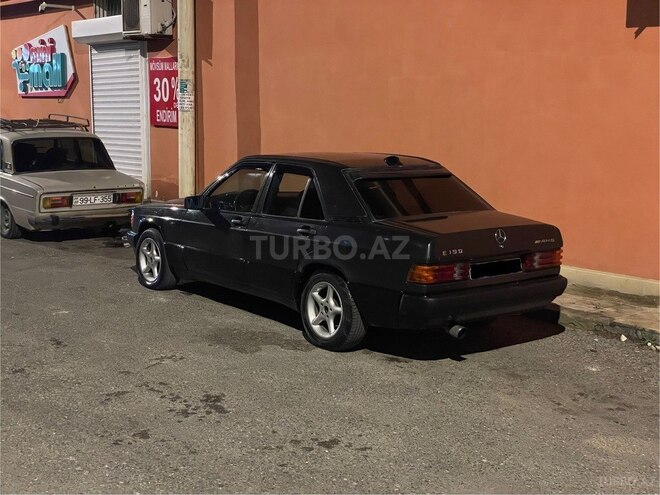 Mercedes 190 1992, 300,000 km - 1.8 l - Bakı