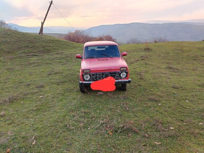 LADA (VAZ) Niva 1991, 495,340 km - 1.7 l - Lerik