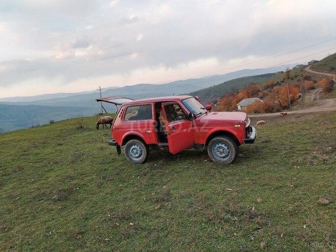 LADA (VAZ) Niva 1991, 495,340 km - 1.7 l - Lerik