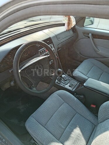 Mercedes C 200 1997, 514,000 km - 2.0 l - Qəbələ