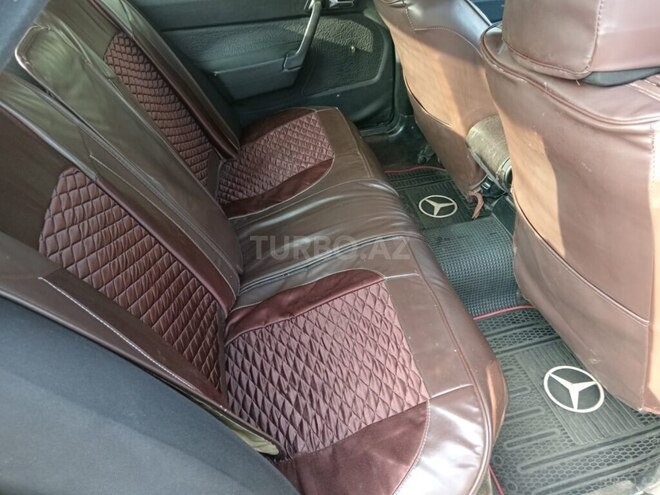Mercedes 190 1990, 300,000 km - 1.8 л - Biləsuvar