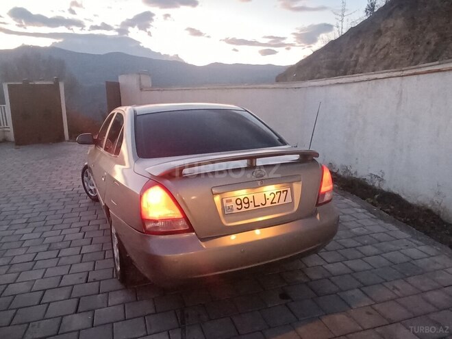 Hyundai Elantra 2001, 255,519 km - 2.0 l - Bakı