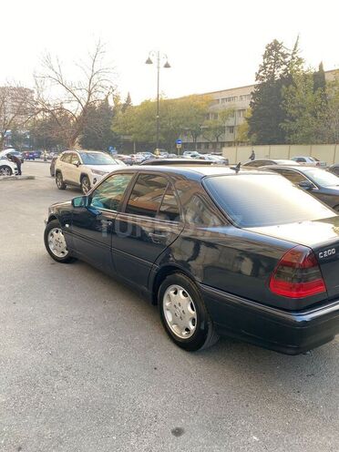 Mercedes C 180 1999, 265,000 km - 1.8 l - Bakı