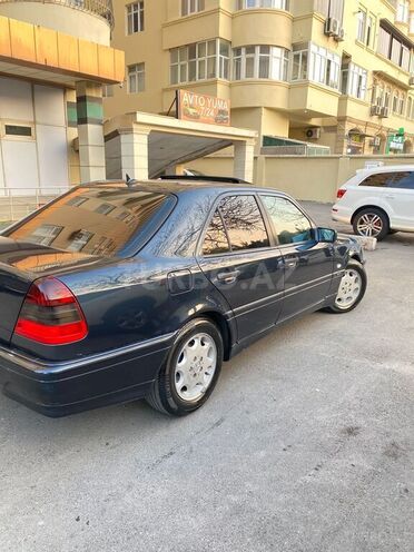 Mercedes C 180 1999, 265,000 km - 1.8 l - Bakı