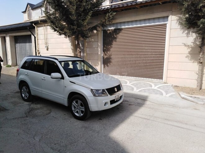 Suzuki Grand Vitara 2006, 29,000 km - 2.0 л - Qazax