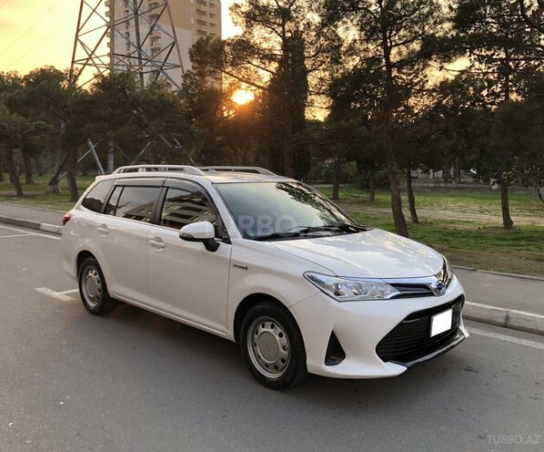 Toyota Corolla Fielder 2019, 134,000 km - 1.5 л - Bakı