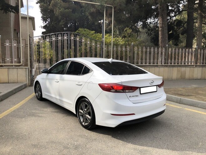 Hyundai Elantra 2017, 154,497 km - 2.0 l - Bakı