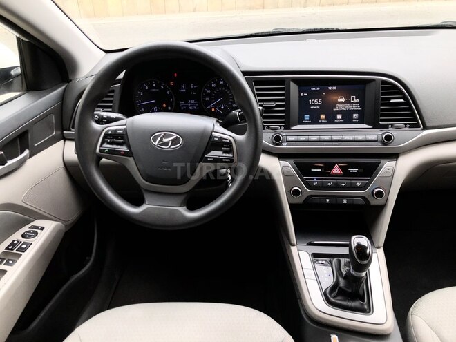 Hyundai Elantra 2017, 154,497 km - 2.0 l - Bakı