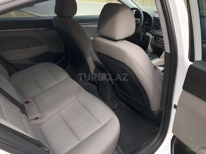 Hyundai Elantra 2017, 154,497 km - 2.0 l - Bakı