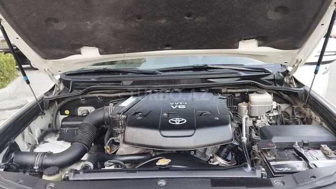 Toyota Land Cruiser 2011, 172,000 km - 4.0 л - Bakı