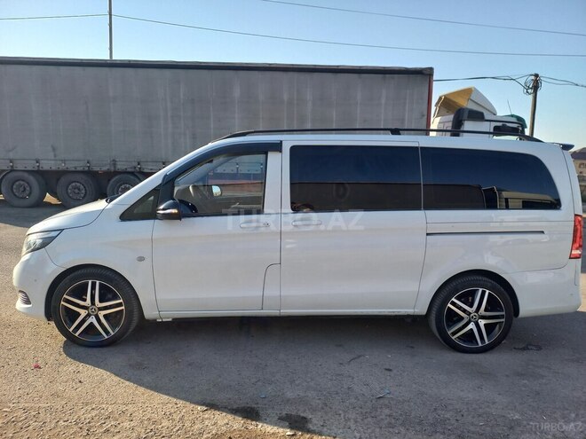 Mercedes V 220 2014, 587,700 km - 2.2 l - Bakı