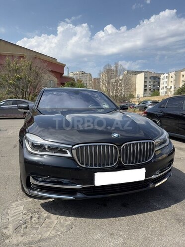 BMW 750 2018, 122,000 km - 4.4 l - Bakı