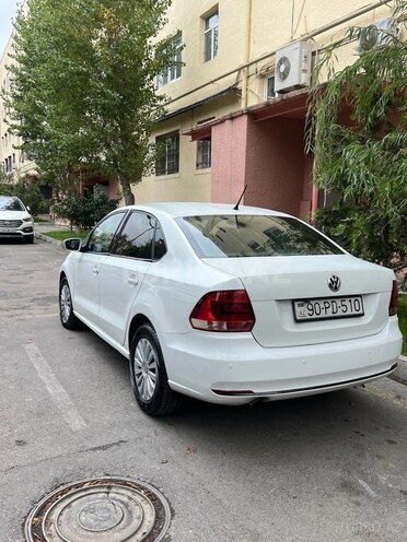 Volkswagen Polo 2018, 175,000 km - 1.6 l - Bakı