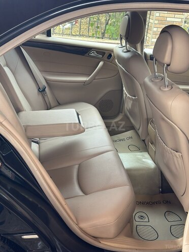 Mercedes C 240 2003, 255,000 km - 2.4 l - Bakı