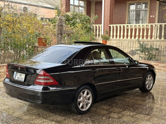 Mercedes C 240 2003, 255,000 km - 2.4 l - Bakı
