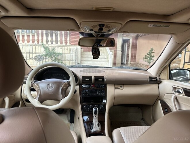 Mercedes C 240 2003, 255,000 km - 2.4 l - Bakı
