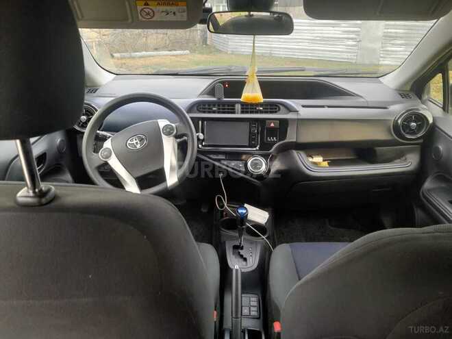 Toyota Aqua 2016, 170,000 km - 1.5 l - Bakı