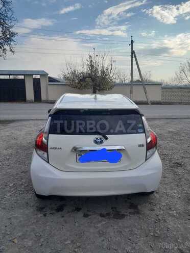 Toyota Aqua 2016, 170,000 km - 1.5 l - Bakı