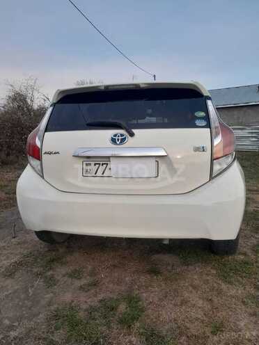 Toyota Aqua 2016, 170,000 km - 1.5 l - Bakı