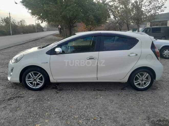 Toyota Aqua 2016, 170,000 km - 1.5 l - Bakı