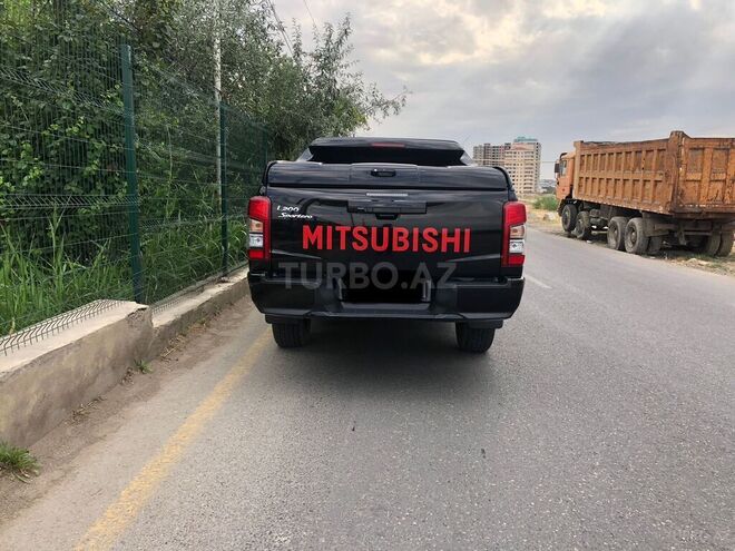 Mitsubishi L200 2023, 78,000 km - 2.4 l - Bakı