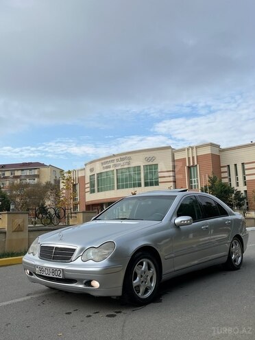 Mercedes C 220 d 2001, 356,000 km - 2.2 l - Sumqayıt