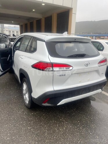 Toyota Corolla Cross 2024, 0 km - 2.0 л - Bakı