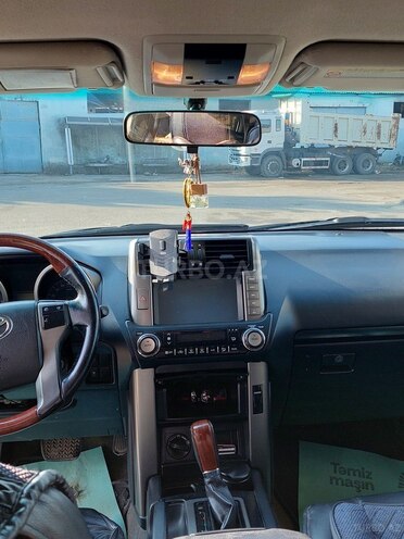 Toyota Land Cruiser Prado 2012, 175,000 km - 2.7 l - Göygöl