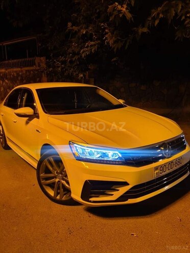Volkswagen Passat 2017, 140,000 km - 2.0 l - Gəncə