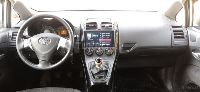 Toyota Auris 2010, 198,457 km - 1.4 l - Sumqayıt