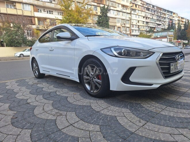 Hyundai Elantra 2017, 180,000 km - 2.0 л - Bakı