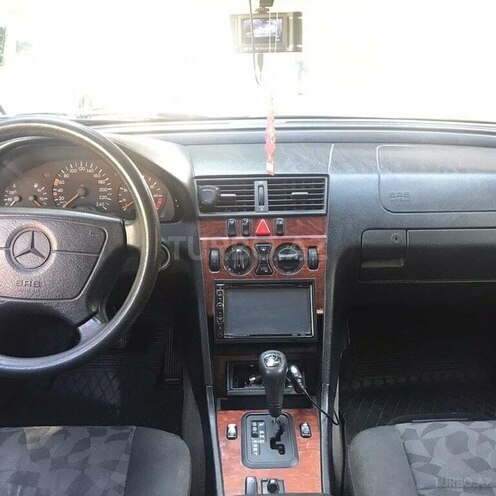 Mercedes C 200 1998, 289,000 km - 2.0 l - İsmayıllı